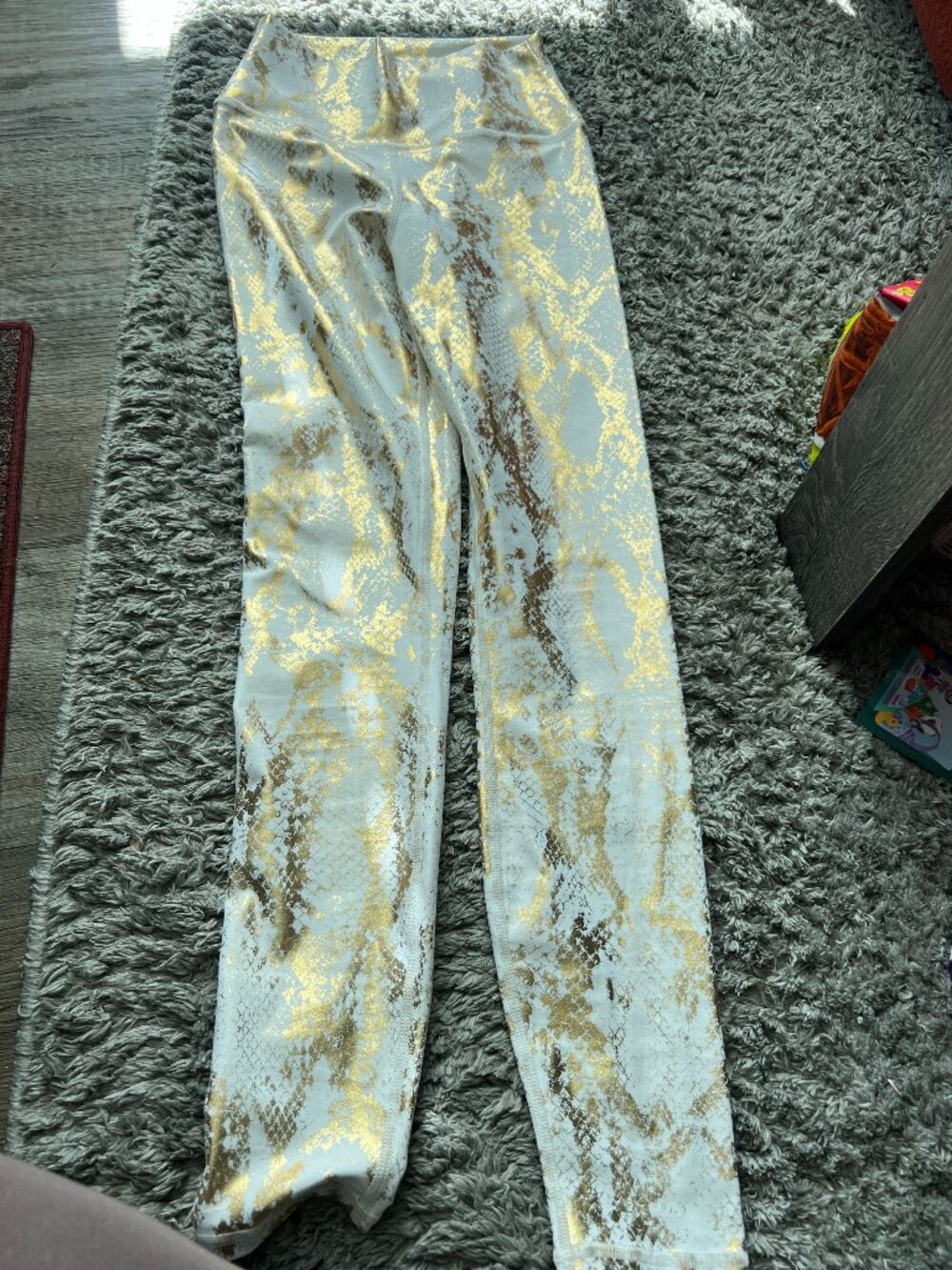Carbon 38 Metallic Print Leggings Small